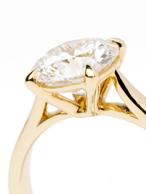 Trotters 18ct Yellow Gold 1.58ct Lab Grown Brilliant Round Diamond Ring