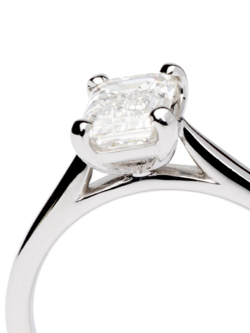 Trotters Platinum 1.01ct Natural Emerald Cut Diamond Ring In Plain Four Claw Mount