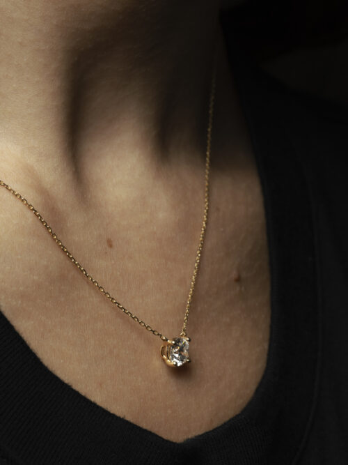 Trotters 18ct Yellow Gold Single Stone Lab Grown Diamond Pendant 1.00ct Round