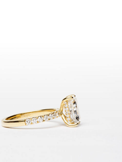 Trotters 18ct Yellow Gold 2.01ct Lab Grown Radiant Cut Diamond Ring With Diamond Set Shoulders