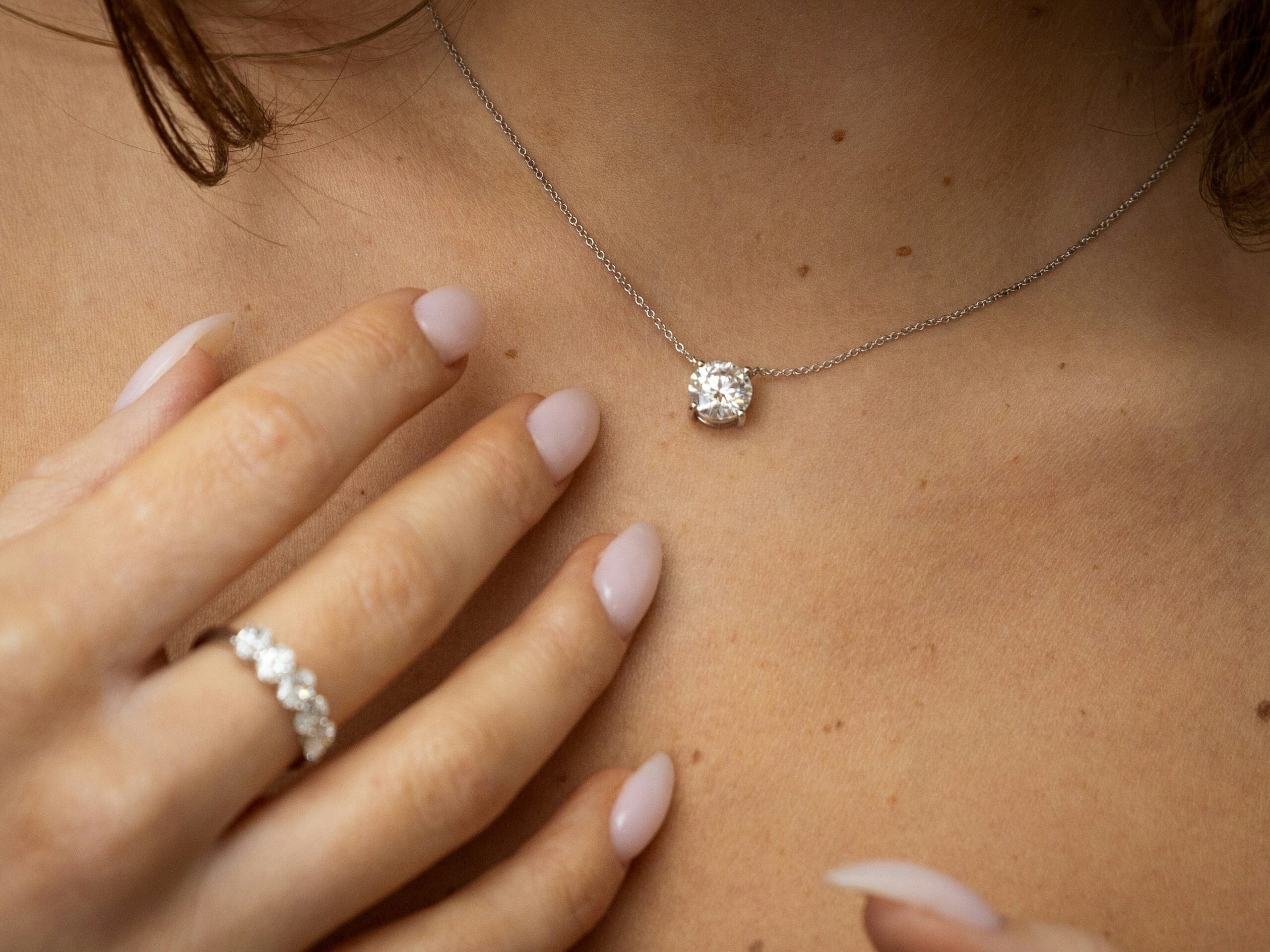 Jewellery Gift Guide: How to Choose a Piece That Lasts