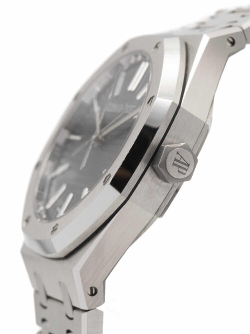 AUDEMARS PIGUET Royal Oak 2023