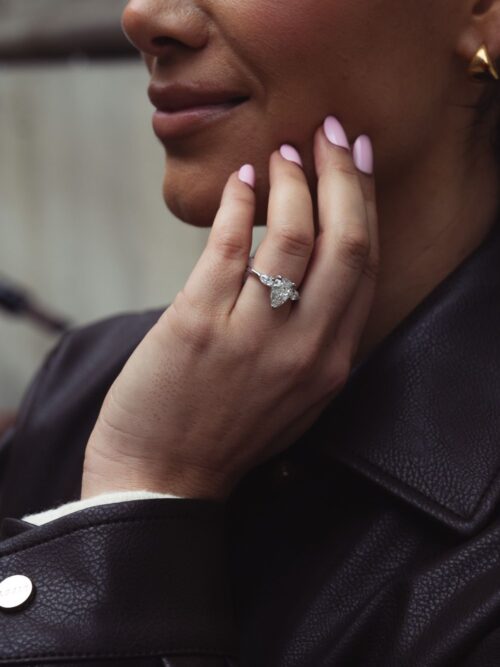 Trotters Platinum 3 Stone Lab Grown Diamond Ring Pear Shape Center 2.01ct And Pear Shoulders