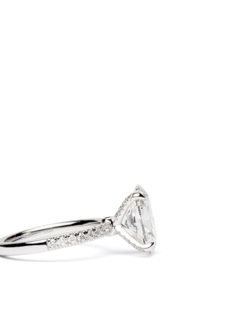 Trotters Platinum 3ct Lab Grown Oval Diamond Ring With Diamond Set Shoulders And Diamond Set Claws