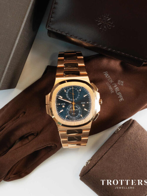 PATEK PHILIPPE  Nautilus 2021