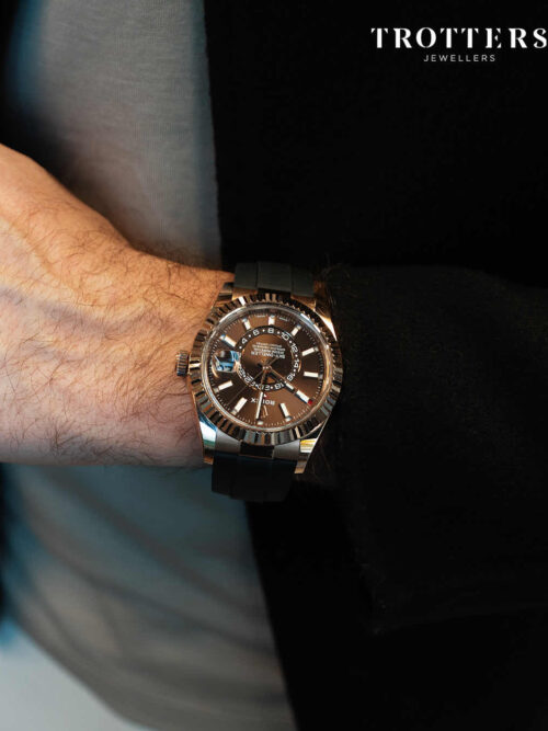 ROLEX Sky-dweller 2022