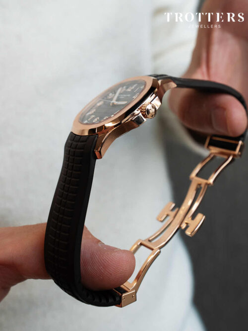 PATEK PHILIPPE  Aquanaut 2016