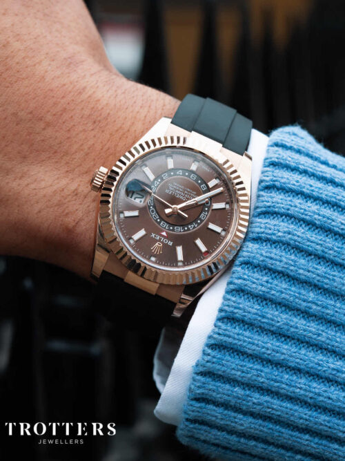 ROLEX Sky-dweller 2022