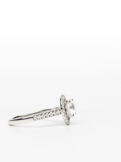 Trotters Platinum Single Stone Lab Grown Diamond Ring Brilliant Round With A Diamond Halo And Shoulders