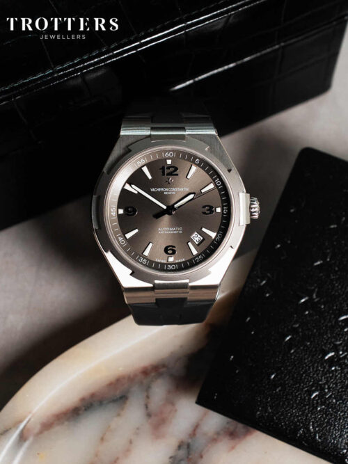 VACHERON CONSTANTIN OVERSEAS 2016