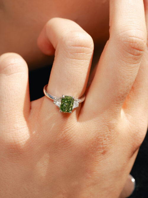 Trotters Platinum 1.56ct Fancy Radiant Cut Lab Grown Diamond Ring With Trapezoid Shoulders 0.30ct