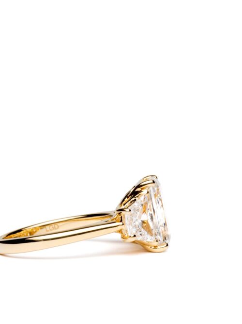 Trotters 18ct Yellow Gold 3ct Radiant Cut Lab Grown Diamond Ring With Trapezoid Shoulders