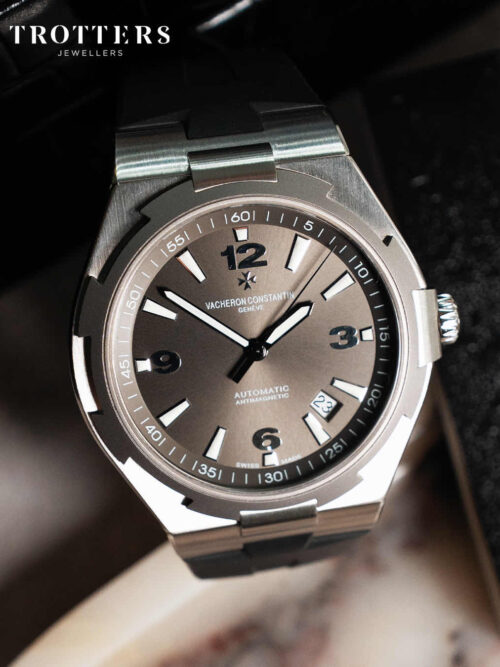 VACHERON CONSTANTIN OVERSEAS 2016