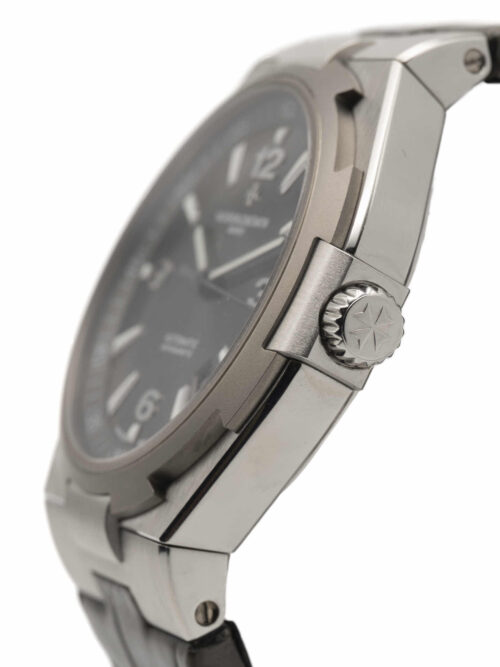 VACHERON CONSTANTIN OVERSEAS  2016