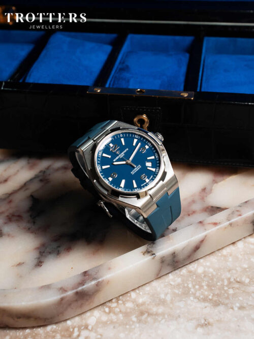 VACHERON CONSTANTIN OVERSEAS 2016