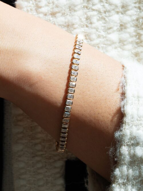 Trotters 9ct Yellow Gold 6ct Radiant Cut Lab Grown Diamond Rubover Bezel Set Bracelet