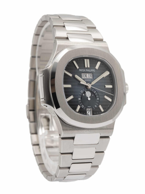 PATEK PHILIPPE  Nautilus 2021