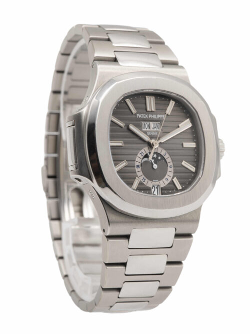 PATEK PHILIPPE  Nautilus 2014