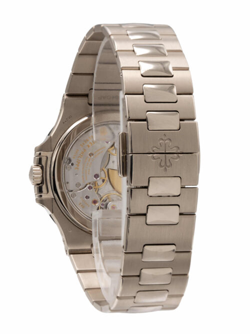 PATEK PHILIPPE  Nautilus 2021