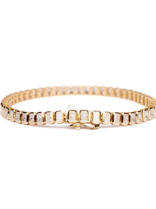 Trotters 9ct Yellow Gold 6ct Radiant Cut Lab Grown Diamond Rubover Bezel Set Bracelet